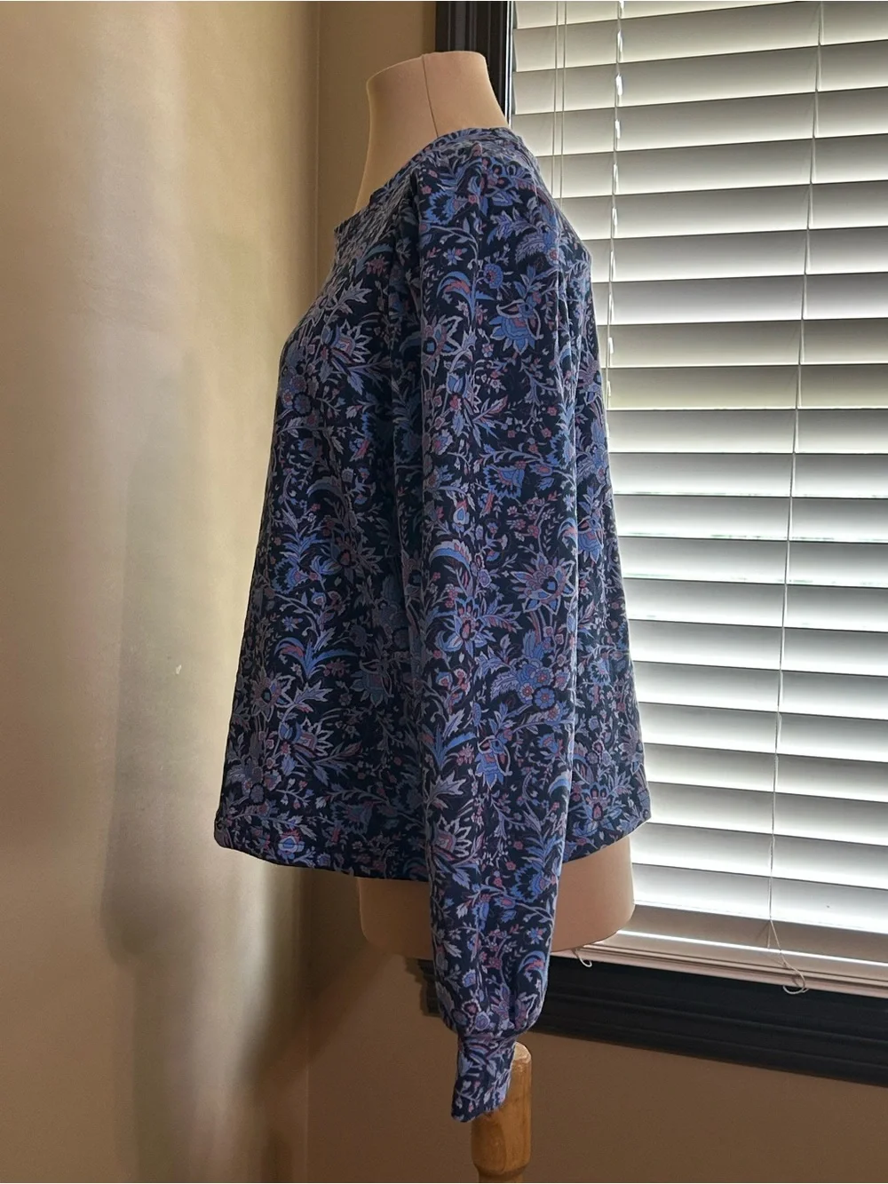 Maison D’ Amelie Paris Peri Floral Crewneck Sweatshirt in Navy and Lavender